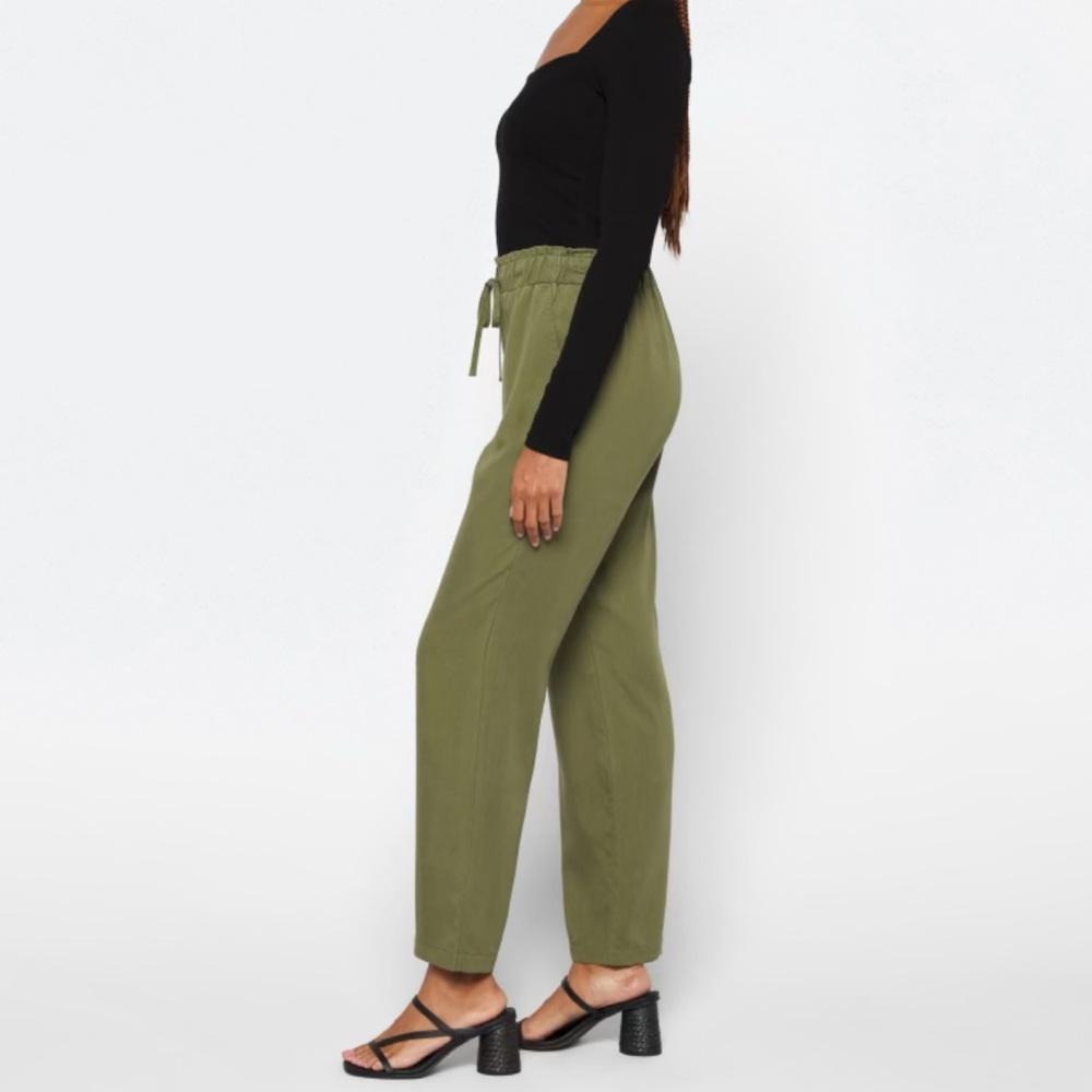 STITCHFIX Violets & Roses Robby High Rise Straight Leg Pant - Picture 2 of 15